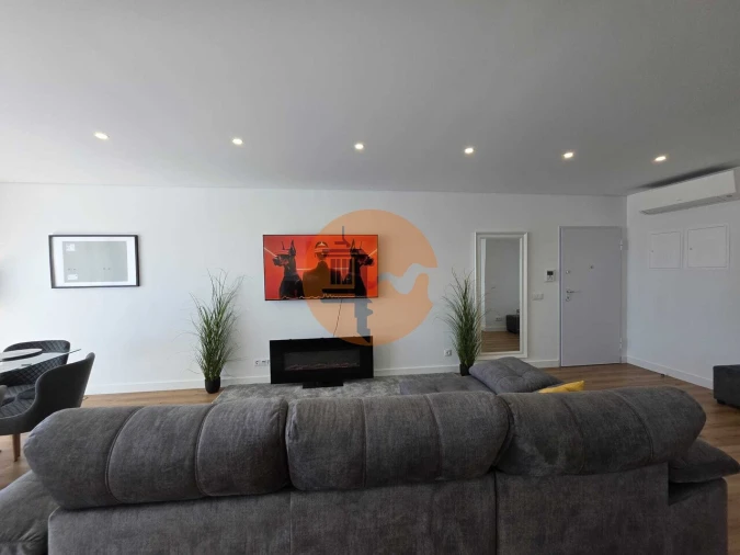Apartamento T2 para Venda em Olhão Foto 13