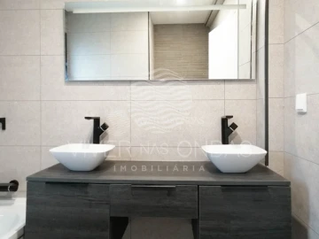 Moradia T3 para Venda em Sesimbra (Castelo)