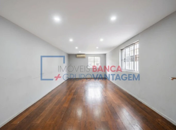 Prédio para Venda em Mafamude e Vilar do Paraíso Foto 8