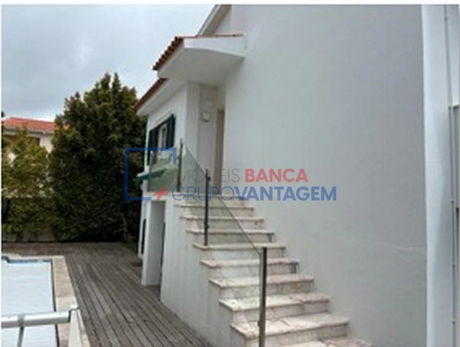 Moradia T4 para Venda em Cascais e Estoril Foto 8