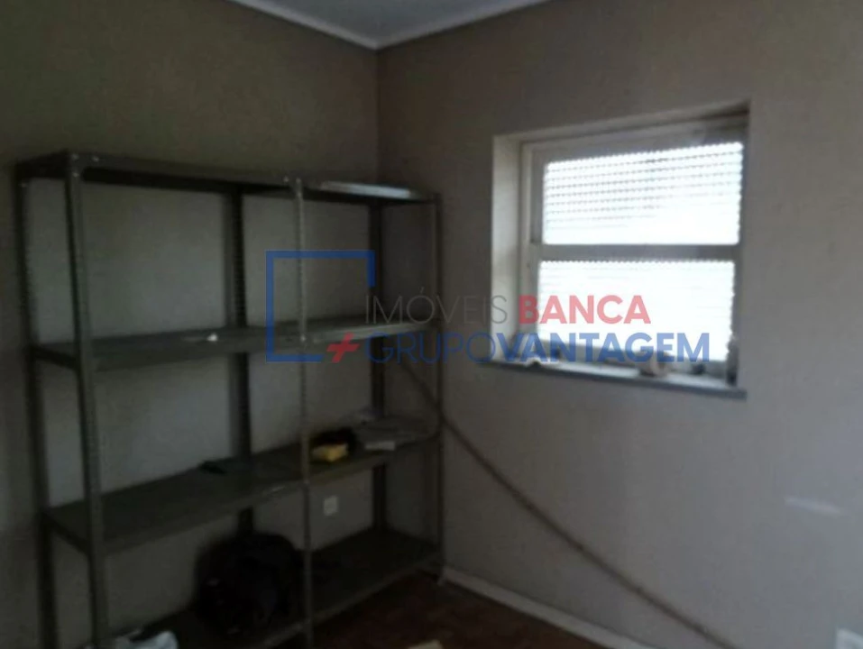 Prédio para Venda em Valdosende Foto 11