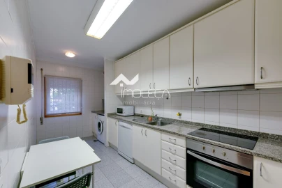 Apartamento T2 para Arrendamento em Matosinhos e Leça da Palmeira