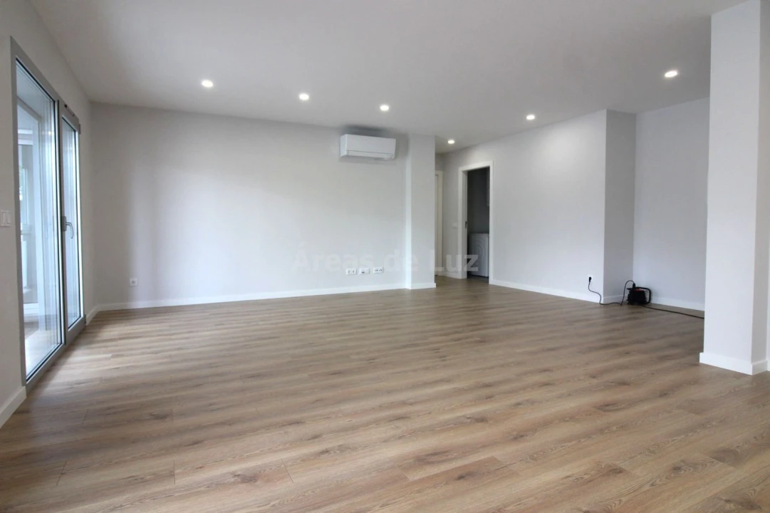 Apartamento T1 para Venda em Marrazes e Barosa Foto 3