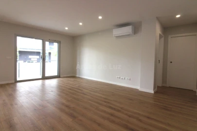 Apartamento T1 para Venda em Marrazes e Barosa
