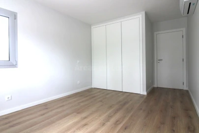 Apartamento T1 para Venda em Marrazes e Barosa