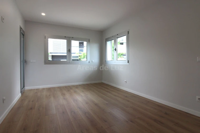Apartamento T1 para Venda em Marrazes e Barosa Foto 6