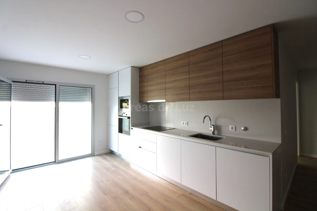 Apartamento T2 para Venda em Marrazes e Barosa Foto 2