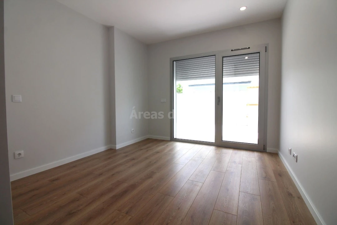 Apartamento T2 para Venda em Marrazes e Barosa Foto 11