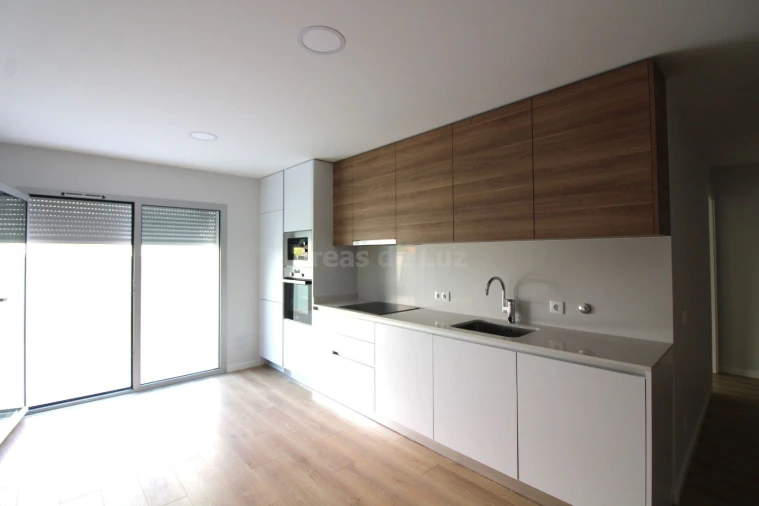 Apartamento T2 para Venda em Marrazes e Barosa Foto 2