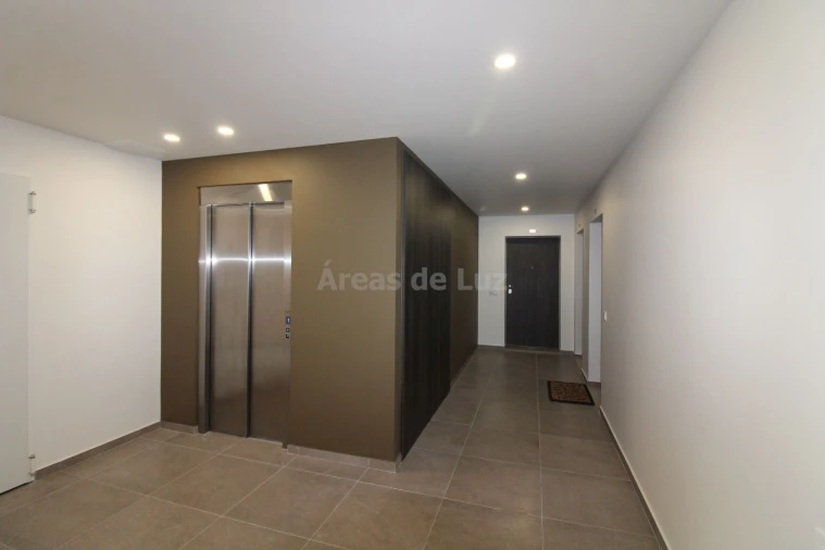 Apartamento T2 para Venda em Marrazes e Barosa Foto 14