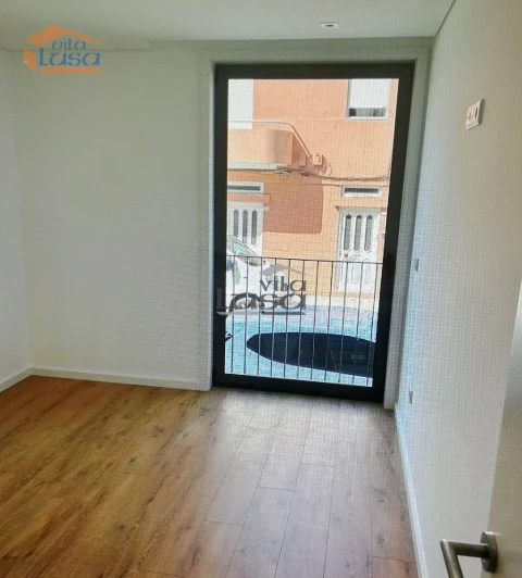 Apartamento T2 para Arrendamento em Paranhos