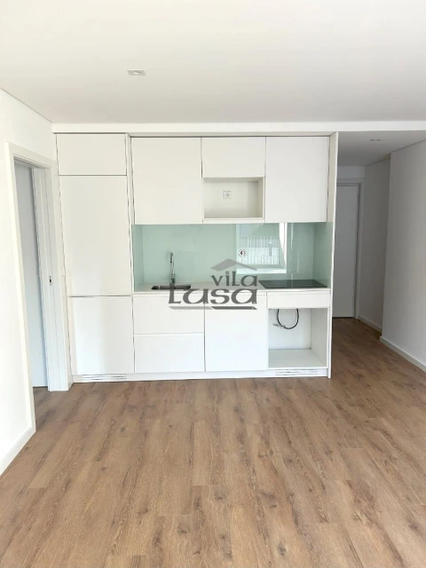 Apartamento T2 para Arrendamento em Paranhos