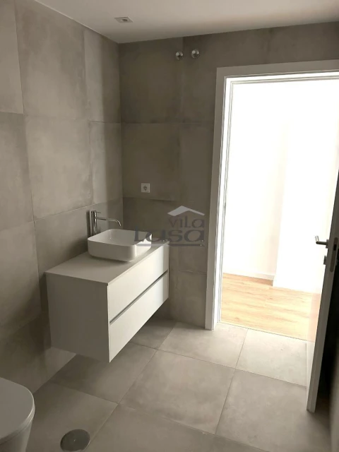 Apartamento T2 para Arrendamento em Paranhos