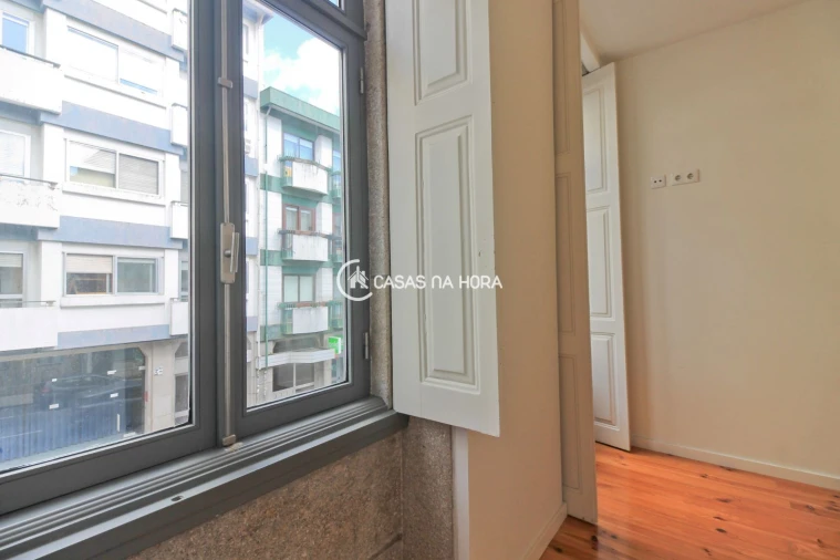 Apartamento T2 para Venda em Bonfim Foto 19