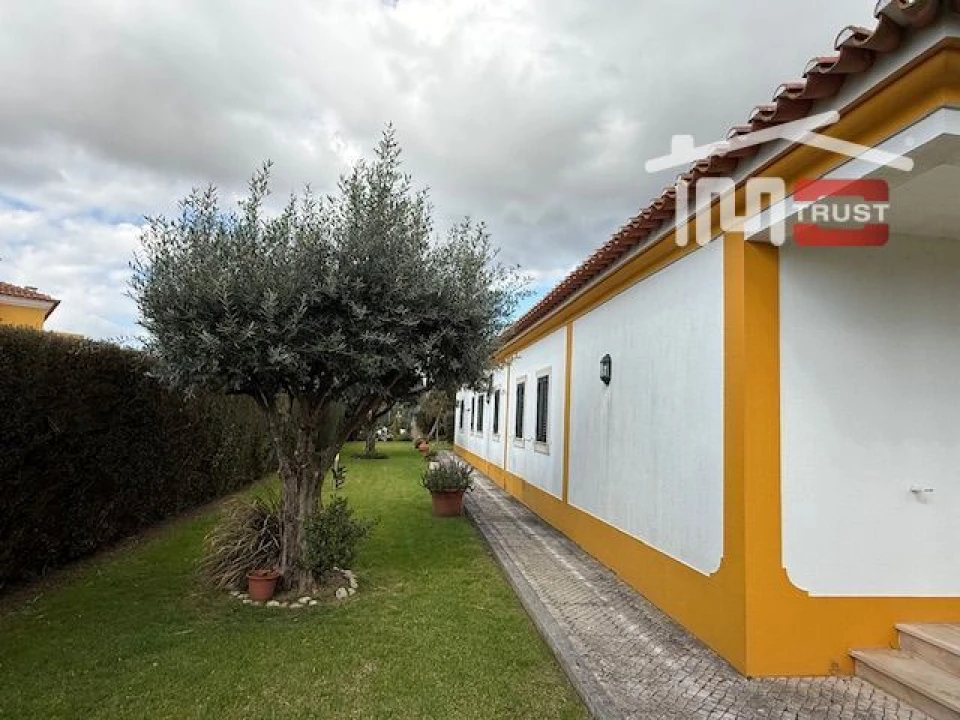 Moradia T6 para Venda em Palmela Foto 18
