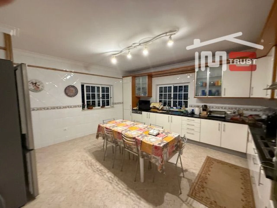 Moradia T6 para Venda em Palmela Foto 4