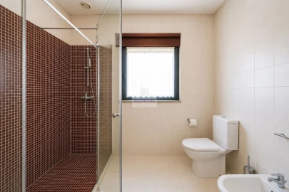 Quinta T5 para Venda em Pedroso e Seixezelo