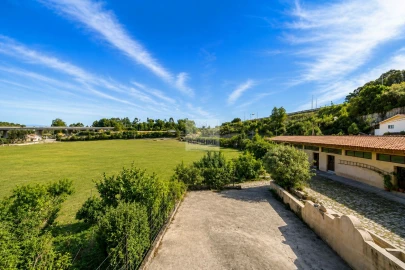 Quinta T5 para Venda em Pedroso e Seixezelo
