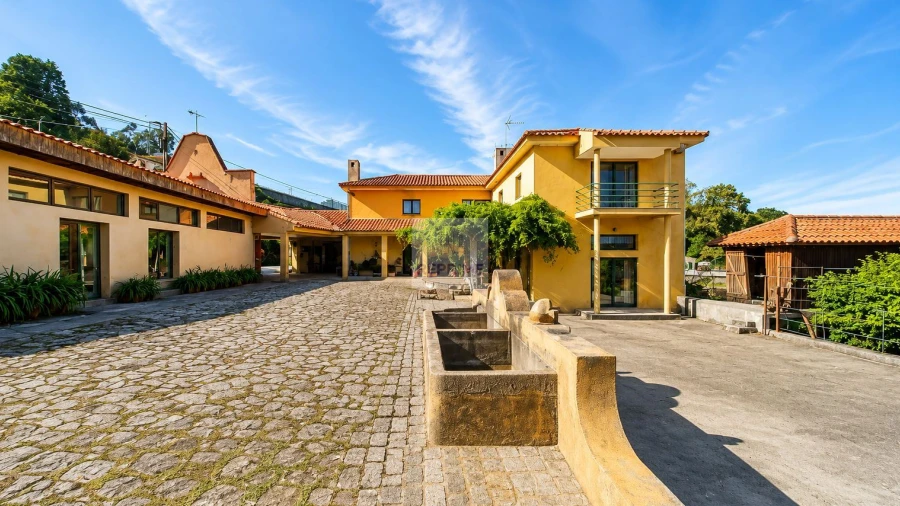 Quinta T5 para Venda em Pedroso e Seixezelo