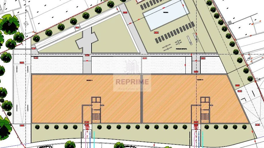 Terreno P/ Prédio para Venda em Gulpilhares e Valadares