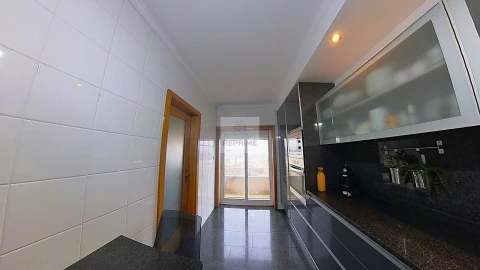 Apartamento T3 para Venda em São Mamede de Infesta e Senhora da Hora