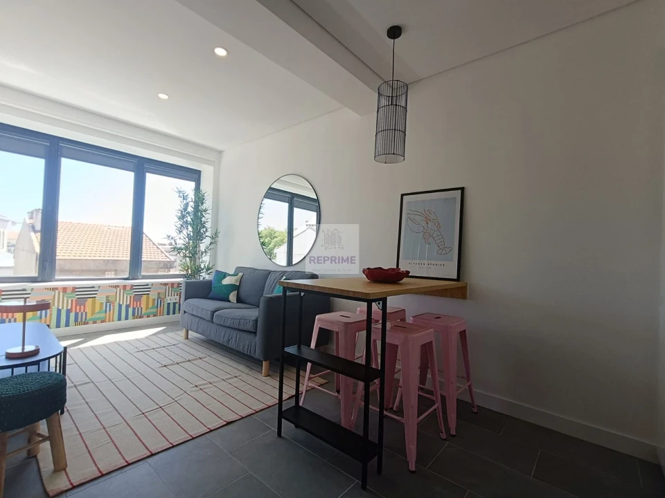 Apartamento T1 para Venda em Cedofeita, Santo Ildefonso, Sé, Miragaia, São Nicolau e Vitória Foto 4