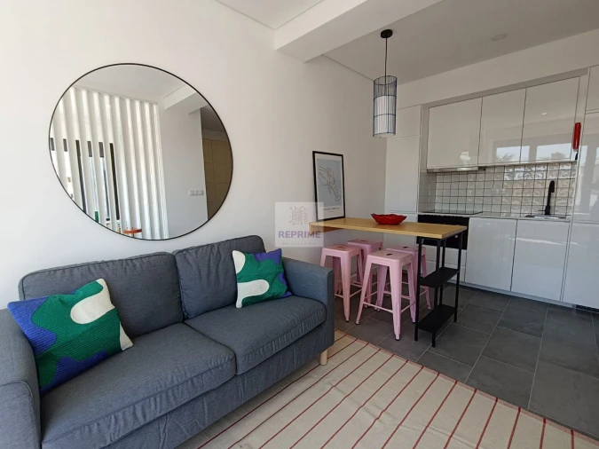 Apartamento T1 para Venda em Cedofeita, Santo Ildefonso, Sé, Miragaia, São Nicolau e Vitória Foto 6