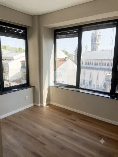 Apartamento T2 para Venda em Cedofeita, Santo Ildefonso, Sé, Miragaia, São Nicolau e Vitória