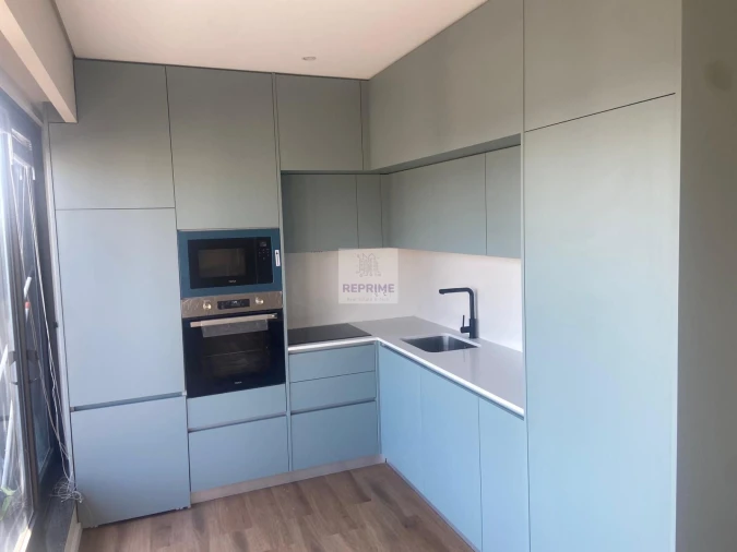 Apartamento T2 para Venda em Cedofeita, Santo Ildefonso, Sé, Miragaia, São Nicolau e Vitória Foto 3