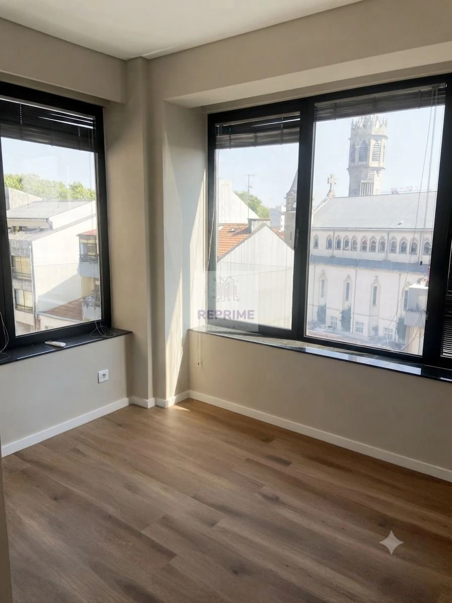 Apartamento T2 para Venda em Cedofeita, Santo Ildefonso, Sé, Miragaia, São Nicolau e Vitória Foto 12