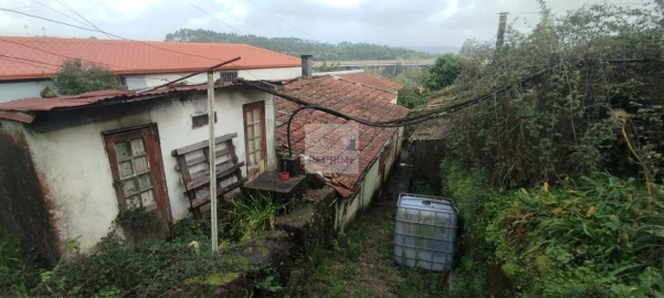 Moradia T0 para Venda em Pedroso e Seixezelo