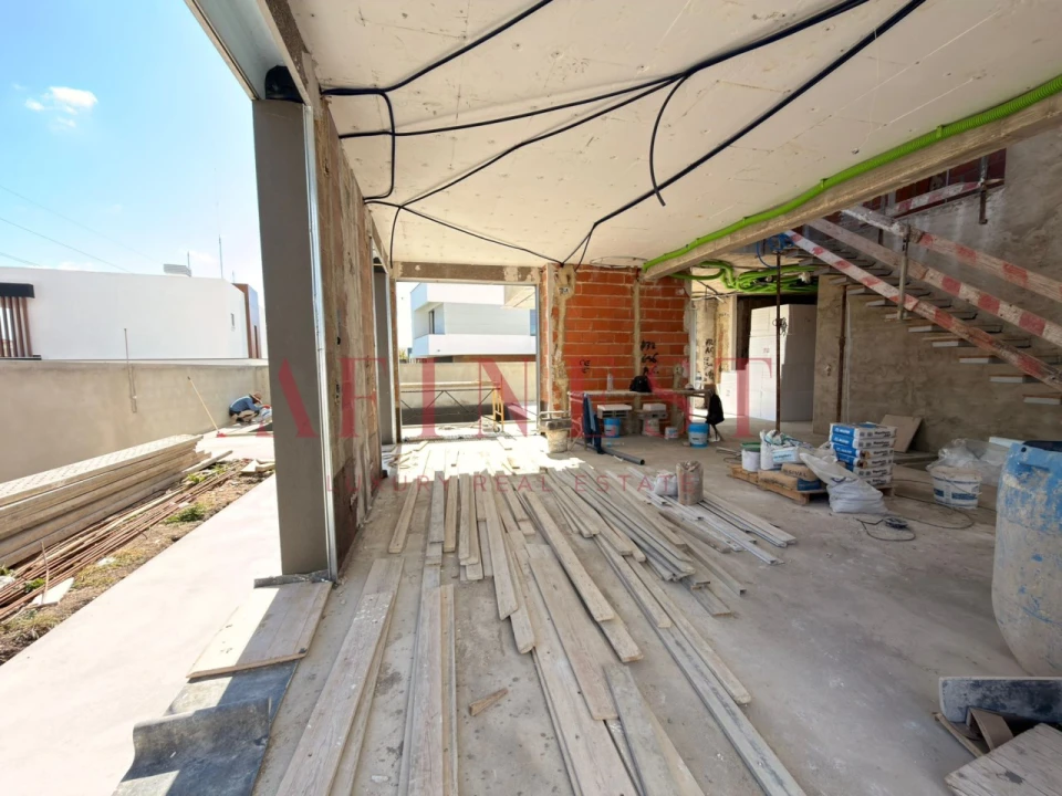 Moradia T4 para Venda em São Domingos de Rana Foto 36