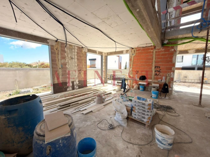 Moradia T4 para Venda em São Domingos de Rana Foto 23