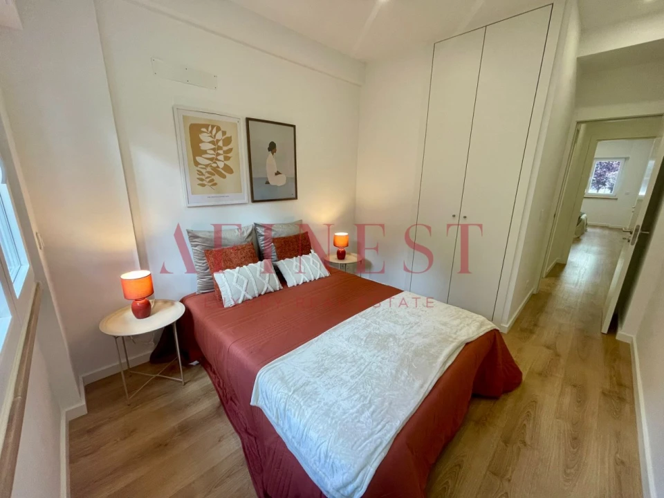 Apartamento T2 para Venda em Benfica Foto 11
