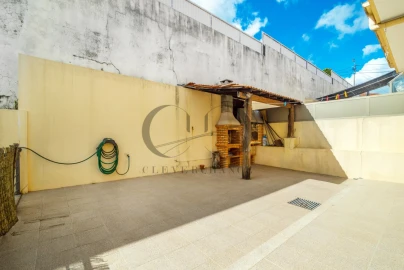 Moradia para Venda em Sandim, Olival, Lever e Crestuma