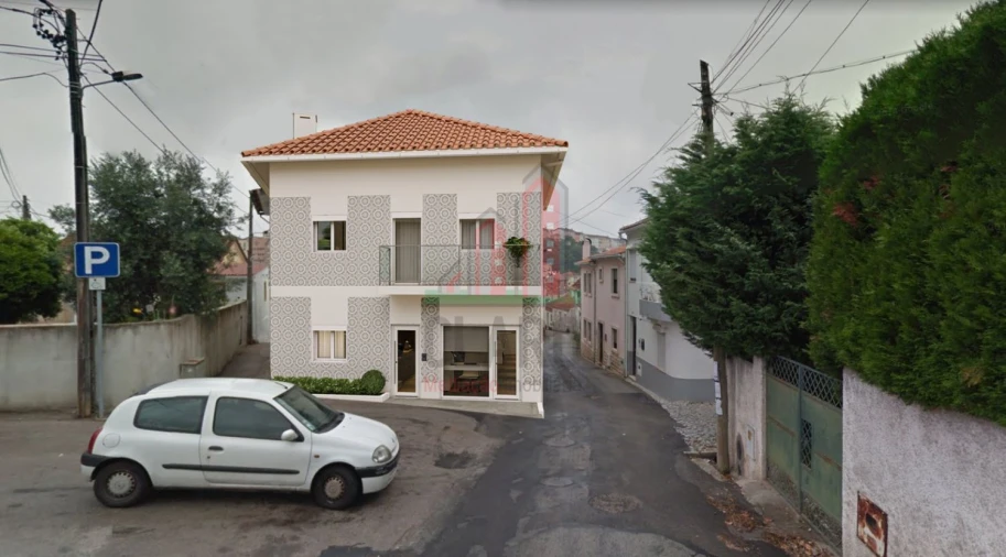 Moradia T3 para Venda em Santo Antonio dos Olivais Foto 23