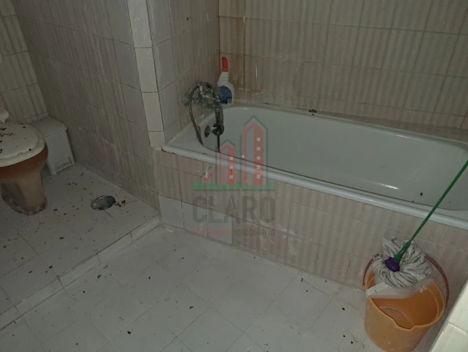 Apartamento T2 para Venda em Buarcos Foto 7
