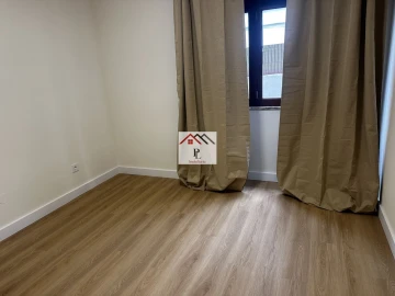 Apartamento T3 para Venda em Eiras e São Paulo de Frades