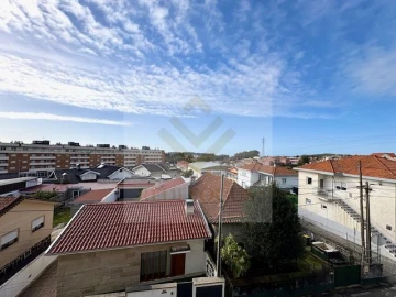 Apartamento T3 para Venda em Mozelos