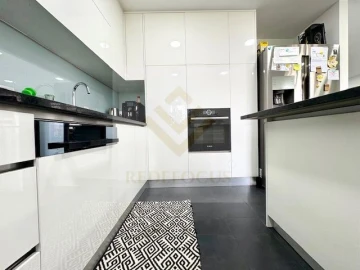 Apartamento T3 para Venda em Mozelos
