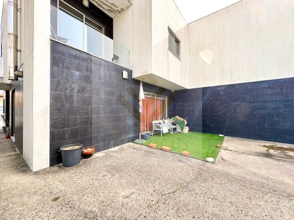 Moradia T4 para Venda em Valega Foto 35