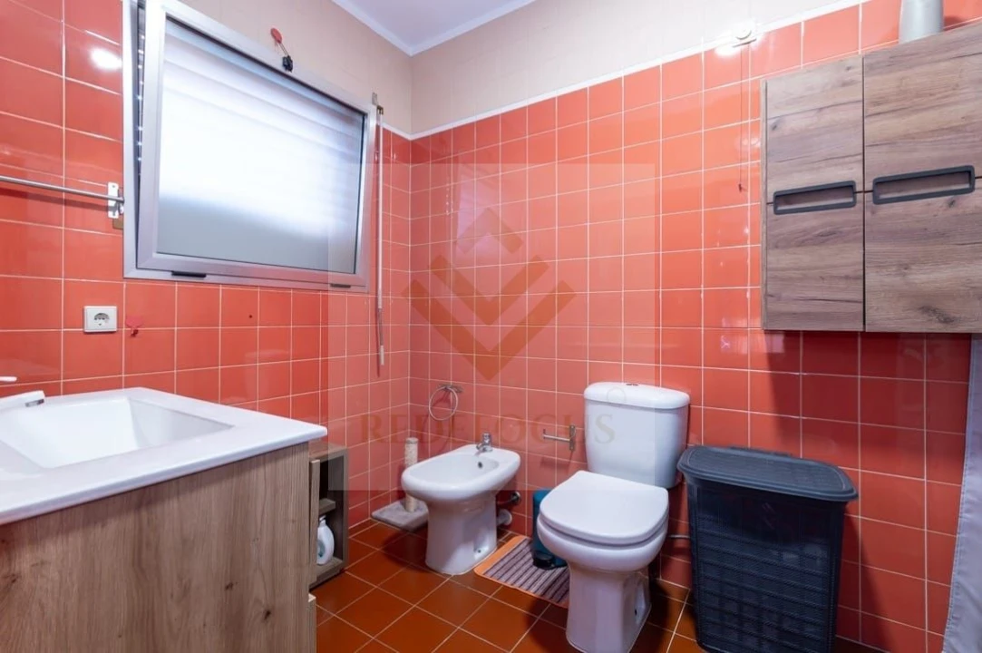 Apartamento T2 para Venda em Santa Maria de Lamas Foto 21