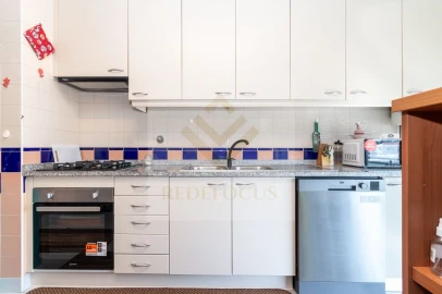 Apartamento T2 para Venda em Santa Maria de Lamas