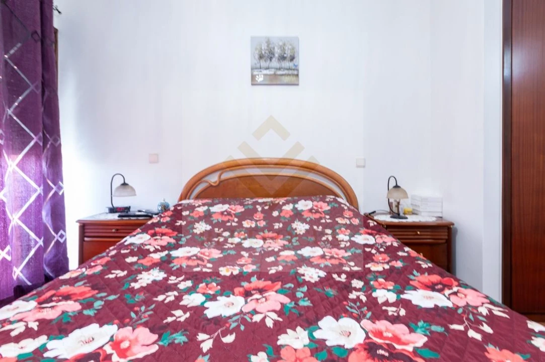 Apartamento T2 para Venda em Santa Maria de Lamas Foto 18