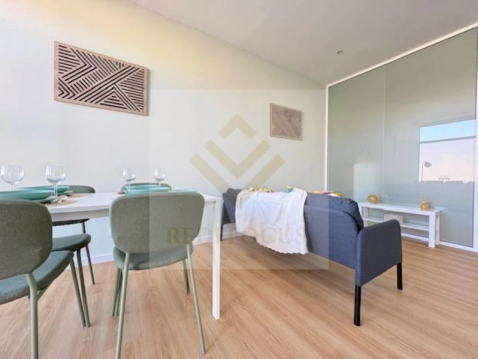 Apartamento T0 para Venda em Esmoriz Foto 10