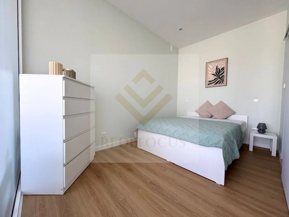 Apartamento T0 para Venda em Esmoriz Foto 13