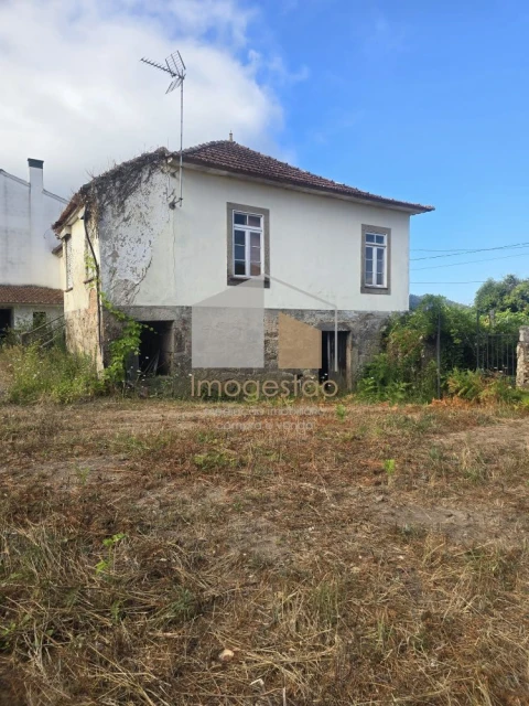 Quinta T3 para Venda em Reboreda e Nogueira