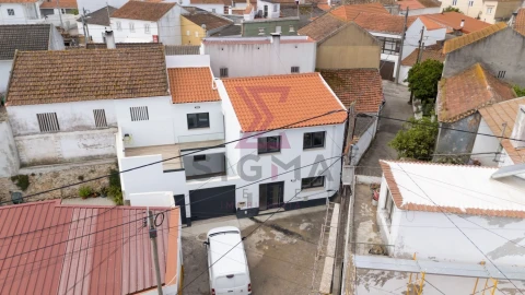 Moradia T3 para Venda em Po