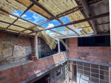 Moradia T3 para Venda em Vila Nova de Anços
