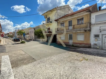 Moradia T3 para Venda em Vila Nova de Anços